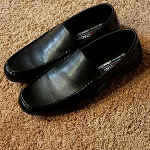 Black Deer Stags. Slip resistant. Size 13.